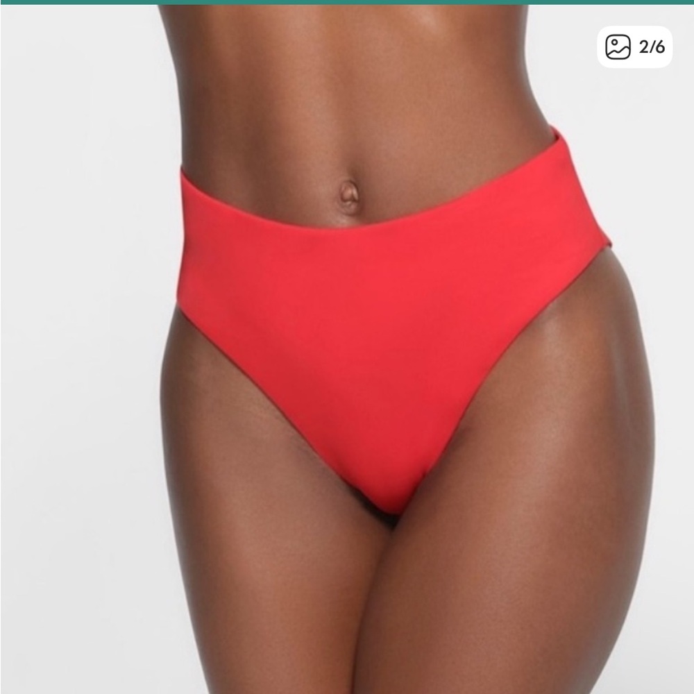 skims - bikini bundle (ruby) - Picture 2 of 5